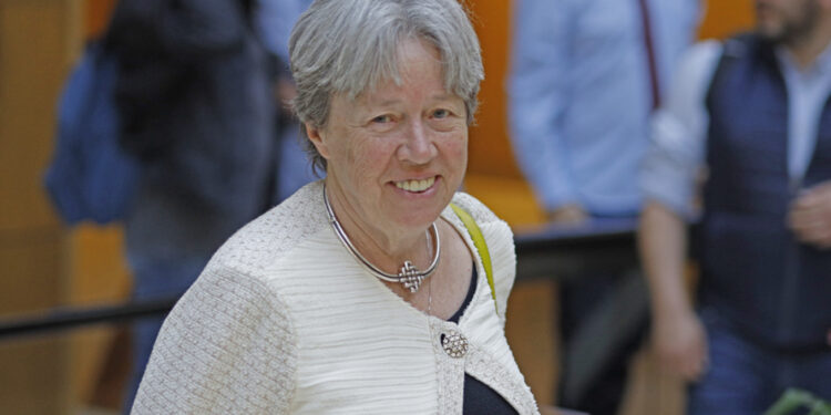 Ο ΣΥΡΙΖΑ στηρίζει Λινού: «Υποστήριξε το αυτονόητο» – Αντιδράσεις από ΝΔ