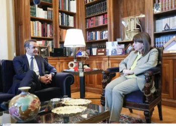 Εκλογές 2023: Στο Προεδρικό Μέγαρο ο Μητσοτάκης για να πάρει εντολή σχηματισμού κυβέρνησης από την Σακελλαροπούλου
