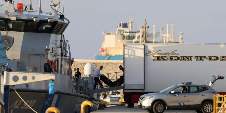 Ναυάγιο στην Πύλο: 9 συλλήψεις από το Λιμενικό