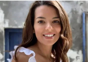 Νικολέττα Ράλλη – Η πονηρή ατάκα για τα δάχτυλα…(Βίντεο)