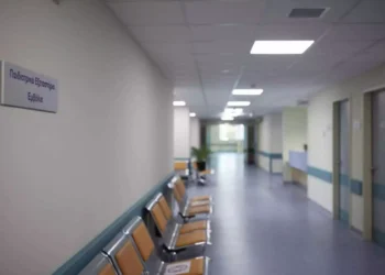 Δεν στέλνουν ασθενοφόρο επειδή ζυγίζει 360 κιλά – Οδύσσεια για τον υπέρβαρο ασθενή στην Κομοτηνή