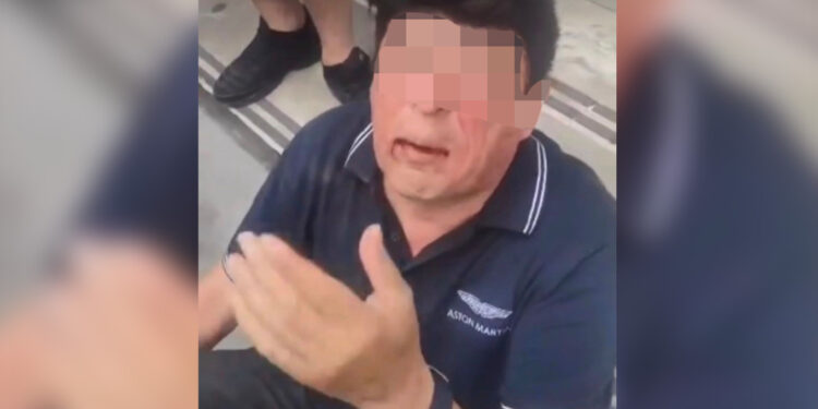 Κιάτο: Συνελήφθη ξανά ο 63χρονος παιδόφιλος – Αυτή τη φορά τον έπιασαν για ναρκωτικά