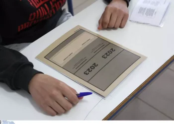 Πανελλήνιες 2023: Έναρξη χωρίς προβλήματα – Με Νέα Ελληνικά η πρεμιέρα στα ΕΠΑΛ