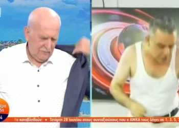 Ο Παπαδάκης μιμήθηκε Τούρκο παρουσιαστή που έβγαλε «ζωντανά» τα ρούχα του: «Όχι ρε Γιώργο», είπε η Αναστασοπούλου