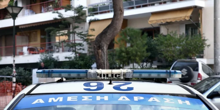 Σέρρες: Ανήλικοι άρπαξαν τσαντάκι με λεφτά από 19χρονο