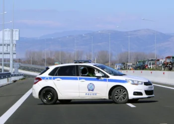 Θεσσαλονίκη: Τον ξυλοκόπησαν στη μέση του δρόμου λόγω ερωτικής αντιζηλίας