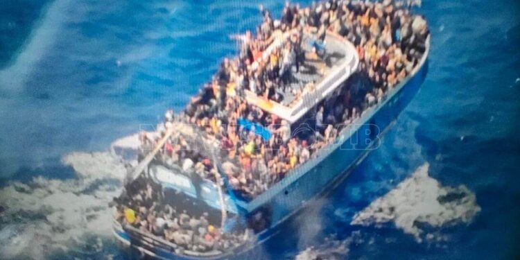 Το «καρυδότσουφλο» του τρόμου: Στοιβαγμένοι εκατοντάδες μετανάστες λίγα λεπτά πριν τον θάνατο