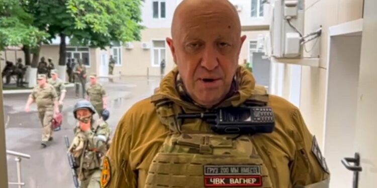 Ρωσία: Το υπουργείο Άμυνας καλεί τους μαχητές της «Βάγκνερ» να εγκαταλείψουν τον Πριγκόζιν