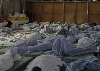 Ναυάγιο στην Πύλο: «Υγρός τάφος» η Μεσόγειος – Περίπου 600 μετανάστες στο σκάφος που βυθίστηκε, γυναίκες και παιδιά στα αμπάρια