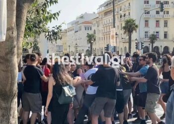 Γιάννης Τοπαλούδης: «Βλέπω τη χαροκαμένη μάνα της δολοφονημένης Αναστάζια και θυμάμαι που κληθήκαμε να αναγνωρίσουμε την σορό του παιδιού μας»