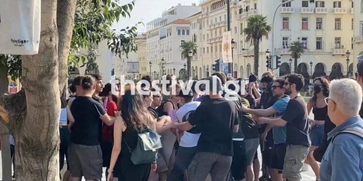 Γιάννης Τοπαλούδης: «Βλέπω τη χαροκαμένη μάνα της δολοφονημένης Αναστάζια και θυμάμαι που κληθήκαμε να αναγνωρίσουμε την σορό του παιδιού μας»