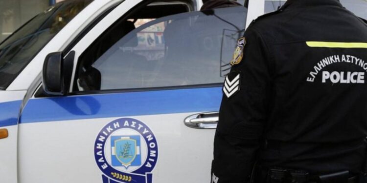 Συνελήφθη 43χρονος ιδιοκτήτης επιχείρησης για σωματικές βλάβες και εξύβριση διανομέα του