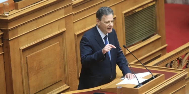 Έρχονται αλλαγές στο κοινωνικό τιμολόγιο και ειδικοί λογαριασμοί για πολύτεκνους