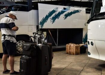 Θεσσαλονίκη: Έκαναν κλοπές στο ΚΤΕΛ Μακεδονία -Πήραν σάκο από λεωφορείο