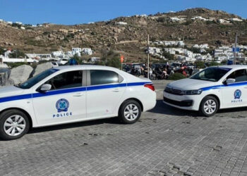 Σαντορίνη: Συμμορία χτύπησε με ρόπαλο 34χρονο και τον άφησε αιμόφυρτο στο έδαφος