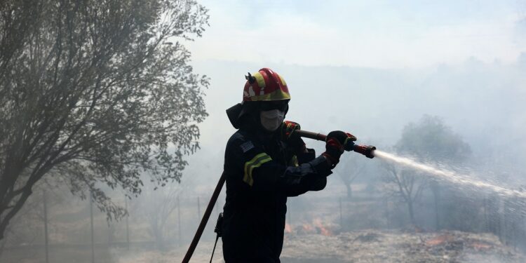 Εκπρόσωπος Πυροσβεστικής: Από τις 12 Ιουλίου έχουν εκδηλωθεί 500 πυρκαγιές