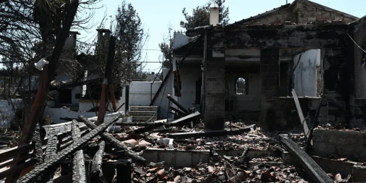 Φωτιές: 13 μέτρα στήριξης των πυρόπληκτων ανακοίνωσε η κυβέρνηση