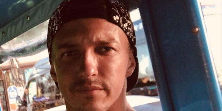 Εκατομμυριούχος influencer βρέθηκε διαμελισμένος μέσα σε βαλίτσα