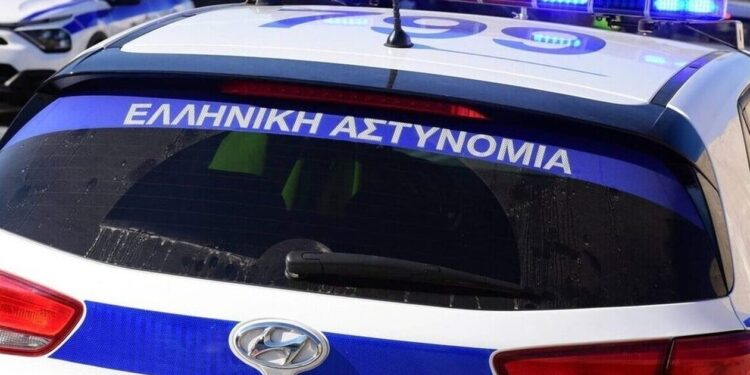 Λάρισα: Του είπαν ότι τραυματίστηκε το παιδί του σε τροχαίο και του απέσπασαν 45.000 ευρώ