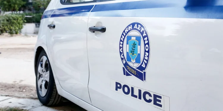 Έγκλημα στη Θεσσαλονίκη: Ο 29χρονος έπνιξε τον 64χρονο, έγραψε τη λέξη «Παιδεραστής» με το αίμα του θύματος