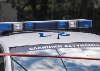 Κρήτη: Αδέσποτη σφαίρα έπεσε σε γήπεδο τένις την ώρα αγώνα