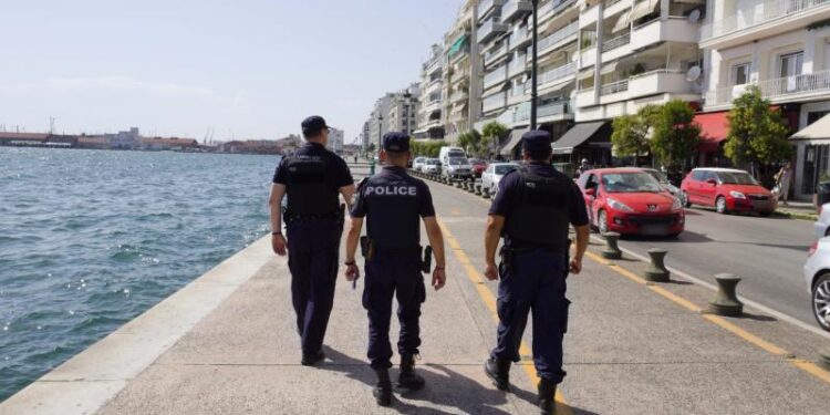 Θεσσαλονίκη: «Απελευθερώνονται» χιλιάδες βάρδιες αστυνομικών – Βγαίνουν στο δρόμο