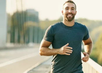 Καρκίνος: Ο απρόσμενος παράγοντας που μειώνει τον κίνδυνο – Αφορά τους άνδρες