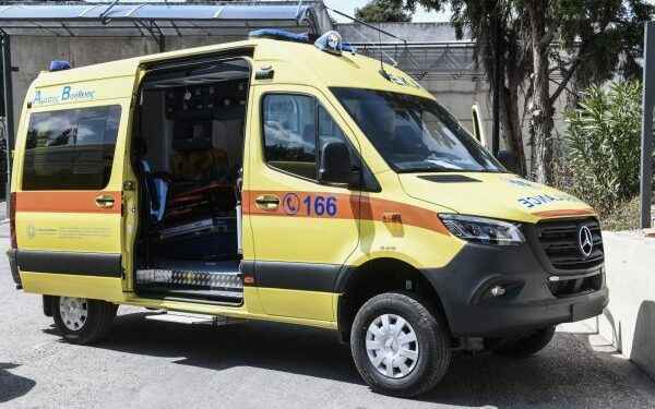 ΕΚΑΒ: «Δεν έχει επιτευχθεί ο στόχος για δύο ασθενοφόρα στη βάρδια – Αρνούνται οι ένστολοι να κάνουν διακομιδές χωρίς να γνωρίζουν»