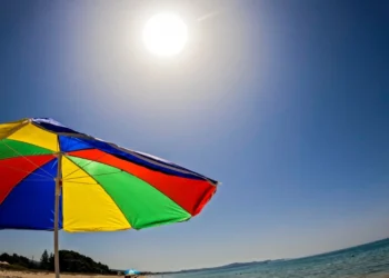 Καιρός: Ξεκινάει «καυτή» εβδομάδα – Σε ποιες περιοχές υπάρχει ακραίος κίνδυνος πυρκαγιάς