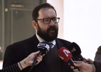 Φωτιά στον Αυλώνα: Ψυχιατρικά προβλήματα επικαλείται ο δικηγόρος του 45χρονου