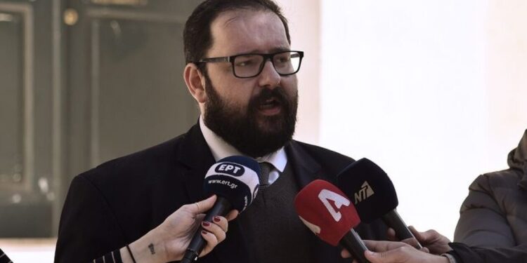 Φωτιά στον Αυλώνα: Ψυχιατρικά προβλήματα επικαλείται ο δικηγόρος του 45χρονου