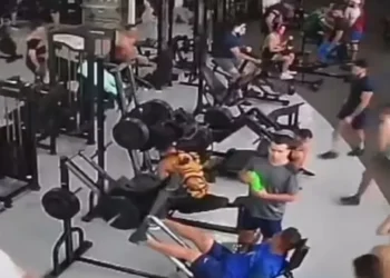 Βίντεο: Τρομακτικό ατύχημα σε γυμναστήριο, μηχάνημα συνέθλιψε τον αυχένα 42χρονου-Αμφίβολο αν θα ξαναπερπατήσει