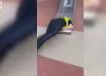 Αστυνομικός τραυματίστηκε κάνοντας… τσουλήθρα εν ώρα υπηρεσίας (vid)