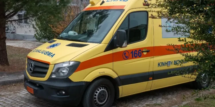 Καλαμάτα: Στο νοσοκομείο πέντε εργαζόμενο σε αποθήκη φαρμάκων – Ήρθαν σε επαφή και εισέπνευσαν καυστικό υγρό