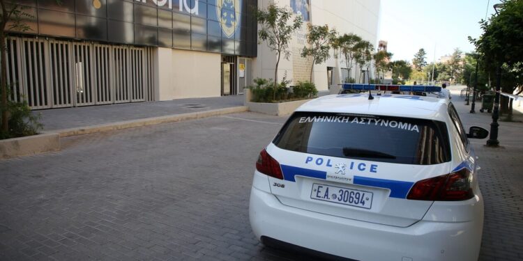 Χυδαιότητες από τον δικηγόρο των χούλιγκαν της Ντιναμό Ζάγκρεμπ: «Αποβράσματα οι οπαδοί της ΑΕΚ»