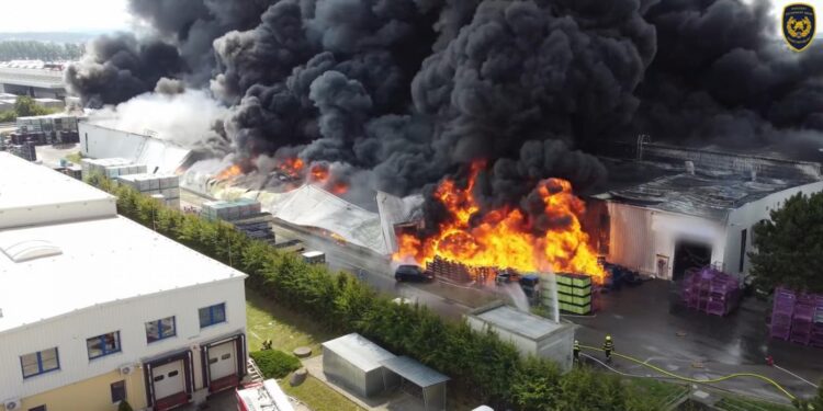Φωτιά σε εργοστάσιο ανταλλακτικών -Η Toyota σταματά την παραγωγή