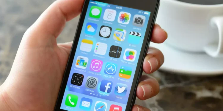 Θα απαγορευτεί η πρόσβαση ανήλικων στο Internet μέσω κινητών