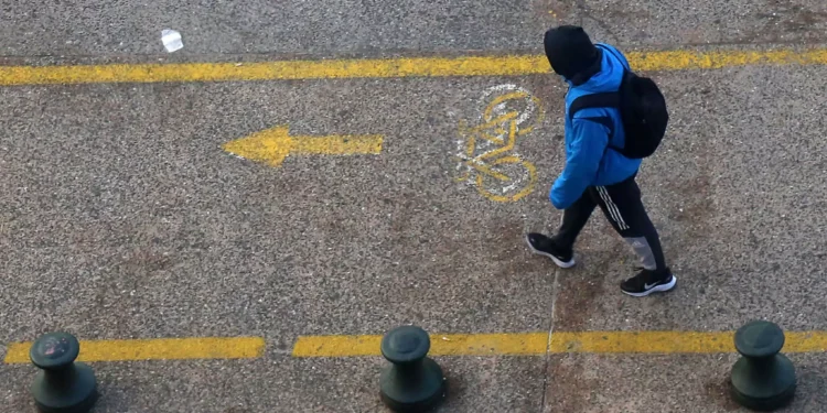 Πάτρα: 13χρονα παιδιά μαχαίρωσαν 33χρονο οδηγό που έμεινε στον δρόμο