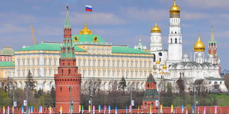 Ρωσία: Πρόστιμο σε κοπέλα για για τσάντα που έγραφε «Το σεξ είναι κουλ, ο θάνατος του Πούτιν καλύτερος»