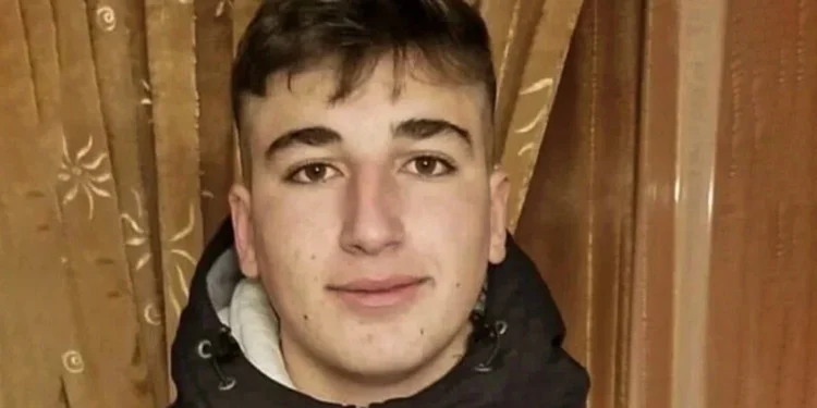 Ναύπακτος: Θλίψη για τον 17χρονο Μάριο που σκοτώθηκε σε τροχαίο – Στα λευκά σήμερα το τελευταίο «αντίο»