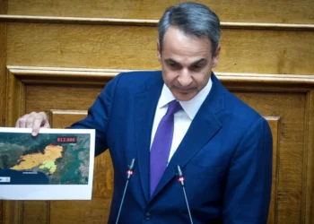 Μητσοτάκης για πυρκαγιές: Αύξηση προστίμων και άμεση φυλάκιση ακόμα και για απλή αμέλεια – Δείτε live