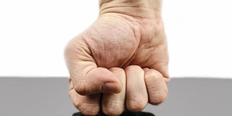 Χανιά: Μεσήλικας ξυλοκόπησε παιδάκια που έκαναν ποδήλατο