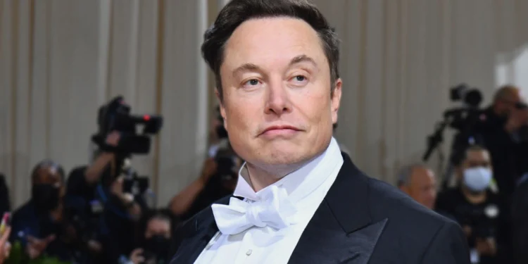 Twitter: Ο Μασκ θέλει να καταργήσει το «μπλοκ» – Apple και Google αντιδρούν