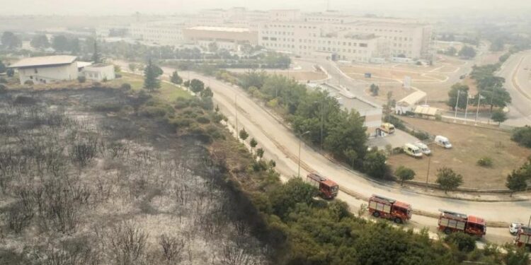 Αλεξανδρούπολη: Καίει για 6η μέρα η φωτιά – Στάχτη πάνω από 600.000 στρέμματα