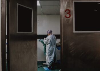 Καταγγελία ΟΕΝΓΕ: Απαράδεκτη επιβολή ποινής σε γιατρό από τον Διοικητή του Νοσοκομείου Λαμίας