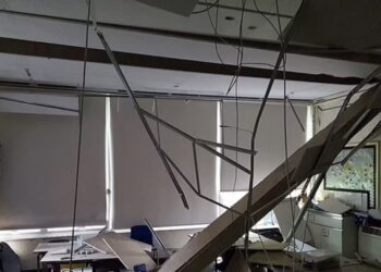 Περισσότερα από 150 σχολεία πρέπει να κλείσουν – Εξοργισμένοι οι γονείς