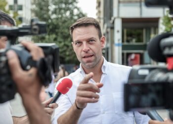 Στέφανος Κασσελάκης: Θα χρειαστεί να βάλει τα χακί;