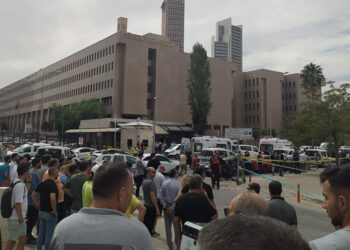 Τουρκία: Πυροβολισμοί έξω από τα δικαστήρια της Σμύρνης – Ένας νεκρός και τρεις τραυματίες