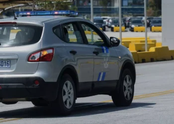 Καβάλα: Άγρια καταδίωξη όταν ΙΧ δεν σταμάτησε σε έλεγχο – Δυο συλλήψεις και δυο τραυματίες Λιμενικοί