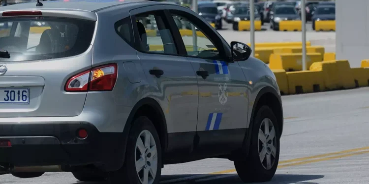 Καβάλα: Άγρια καταδίωξη όταν ΙΧ δεν σταμάτησε σε έλεγχο – Δυο συλλήψεις και δυο τραυματίες Λιμενικοί